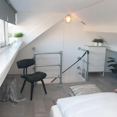 Апартаменты Bed & Beach 023 Bungalow Зандфорт