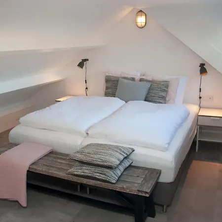 Апартаменты Bed & Beach 023 Bungalow